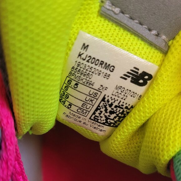 New Balance Running Sneaker Shoes KJ200 200 Size M6.5 =W8 Women’s 👟 Like NEW✨ - Picture 6 of 8